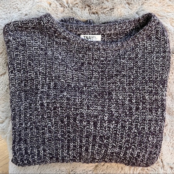 Aritzia | TNA Cashmere/Wool/Angora Blend Sweater Small - Picture 10 of 10